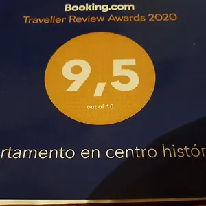 Apartamento En Centro Historico Con Garaje Propio Appartamento